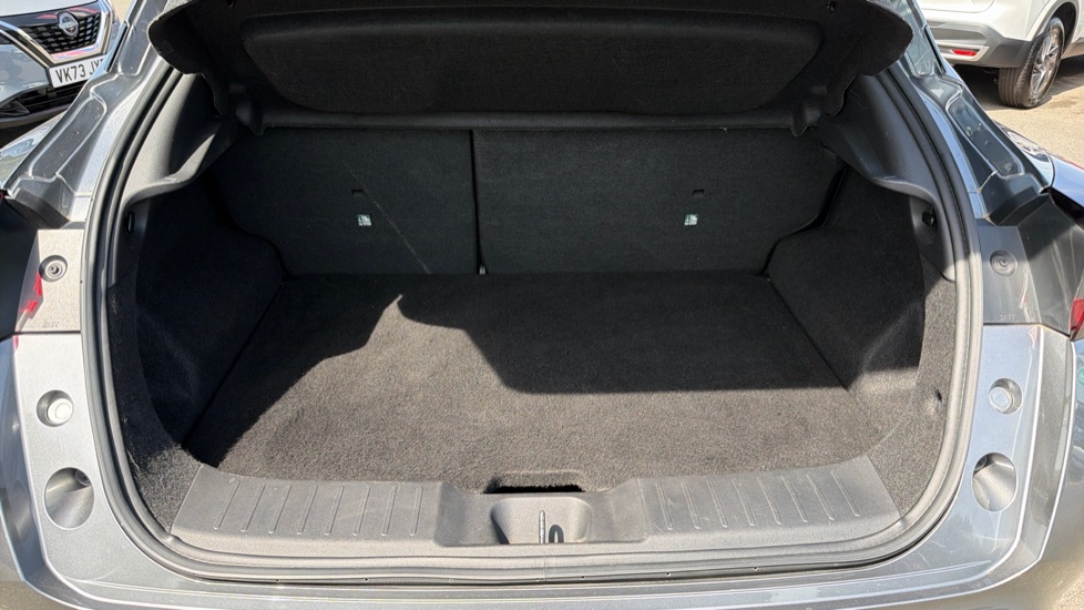 Nissan Juke 1.0 DiG-T 114 N-Connecta 5dr Petrol Hatchback - Image 4
