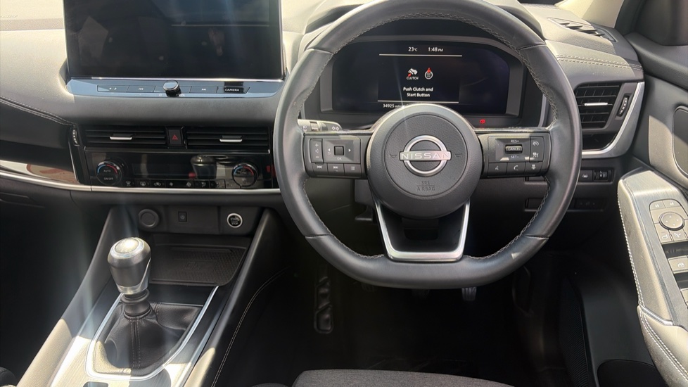 Nissan Qashqai 1.3 DiG-T MH N-Connecta 5dr Petrol Hatchback - Image 10