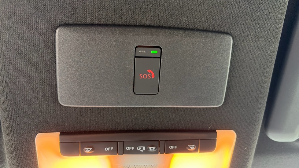 Nissan Juke 1.0 DiG-T 114 N-Connecta 5dr DCT Petrol Hatchback - Image 37