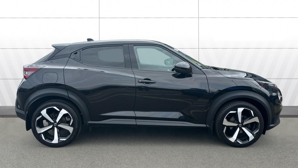 Nissan Juke 1.0 DiG-T Tekna 5dr DCT Petrol Hatchback - Image 5