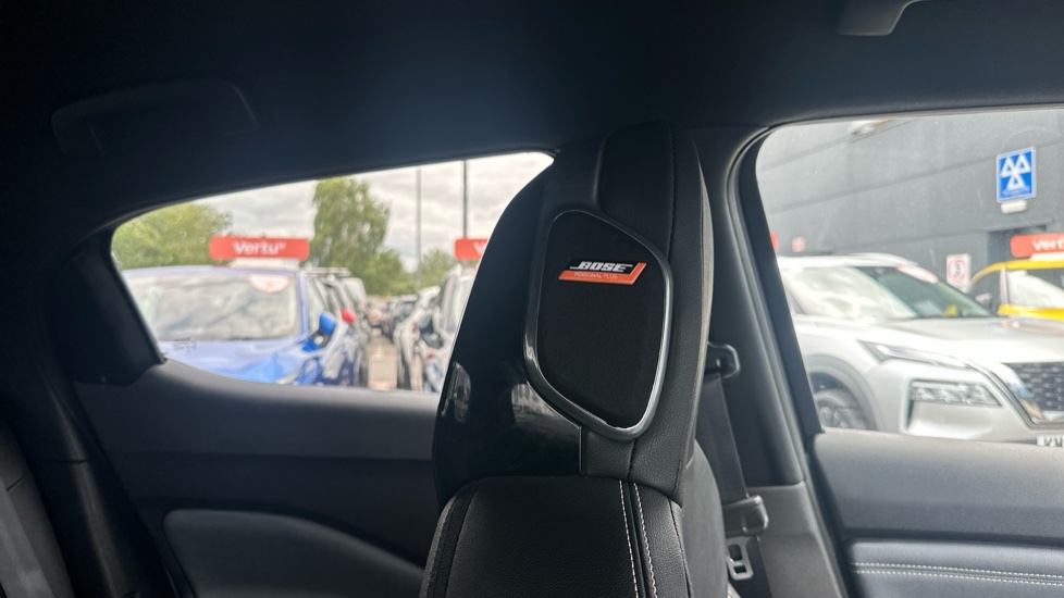 Nissan Juke 1.0 DiG-T Tekna 5dr DCT Petrol Hatchback - Image 39