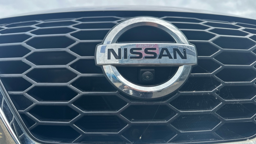 Nissan Juke 1.0 DiG-T Tekna 5dr DCT Petrol Hatchback - Image 46