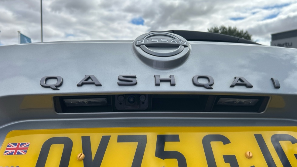 Nissan Qashqai 1.5 E-Power 205 N-Connecta [Glass Roof] 5dr Auto Hybrid Hatchback - Image 31