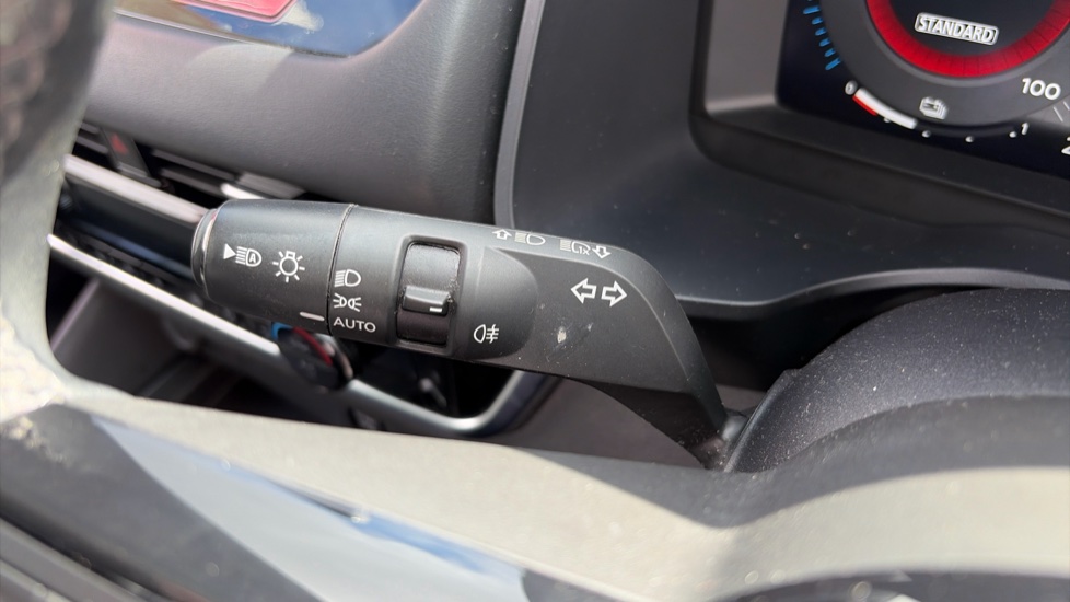 Nissan Qashqai 1.5 E-Power N-Connecta 5dr Auto Hybrid Hatchback - Image 22