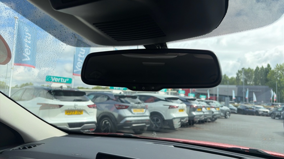 Nissan Qashqai 1.5 E-Power N-Connecta 5dr Auto Hybrid Hatchback - Image 27