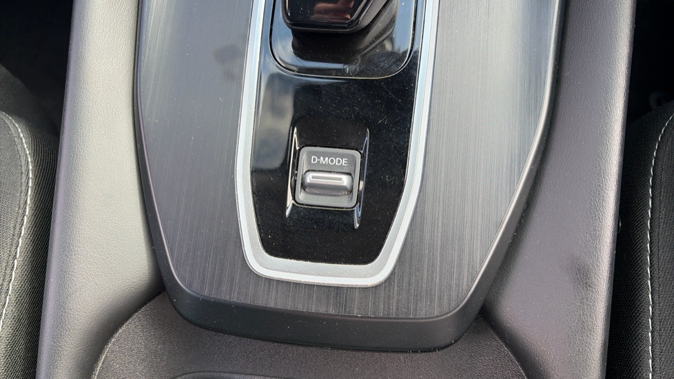 Nissan Qashqai 1.5 E-Power N-Connecta 5dr Auto Hybrid Hatchback - Image 35
