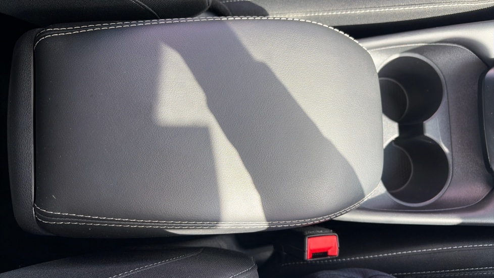 Nissan Qashqai 1.5 E-Power N-Connecta 5dr Auto Hybrid Hatchback - Image 37
