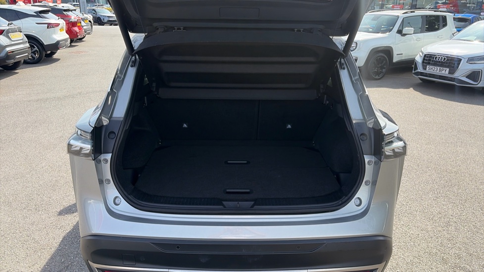 Nissan Qashqai 1.5 E-Power Tekna [Bose] 5dr Auto Hybrid Hatchback - Image 4