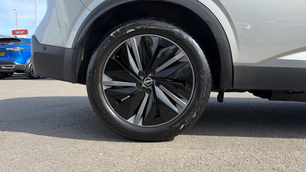 Nissan Qashqai 1.5 E-Power Tekna [Bose] 5dr Auto Hybrid Hatchback - Image 7