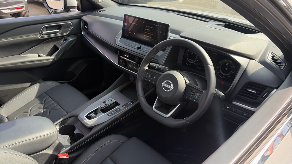 Nissan Qashqai 1.5 E-Power Tekna [Bose] 5dr Auto Hybrid Hatchback - Image 11