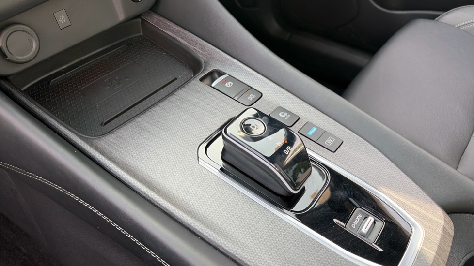 Nissan Qashqai 1.5 E-Power Tekna [Bose] 5dr Auto Hybrid Hatchback - Image 13