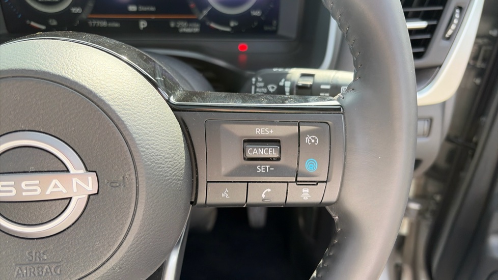 Nissan Qashqai 1.5 E-Power Tekna [Bose] 5dr Auto Hybrid Hatchback - Image 28