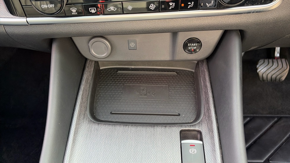 Nissan Qashqai 1.5 E-Power Tekna [Bose] 5dr Auto Hybrid Hatchback - Image 35