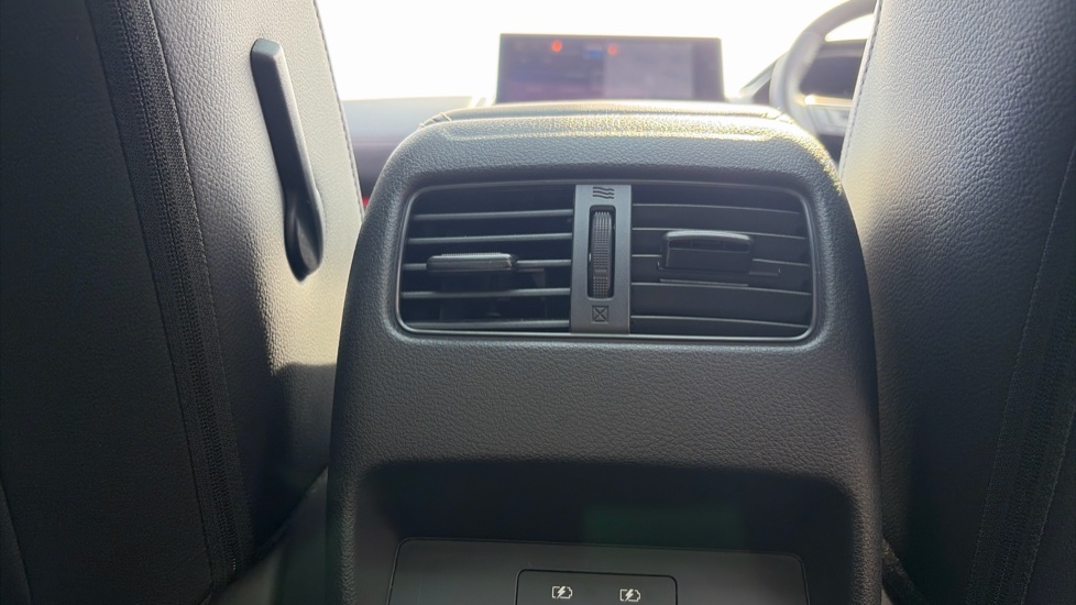Nissan Qashqai 1.5 E-Power Tekna [Bose] 5dr Auto Hybrid Hatchback - Image 44