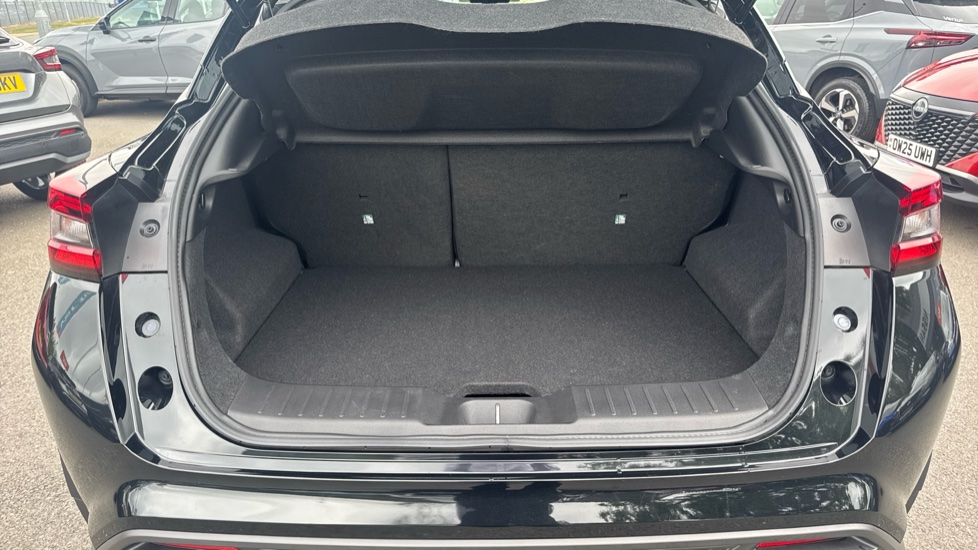 Nissan Juke 1.0 DiG-T N-Connecta 5dr Petrol Hatchback - Image 4