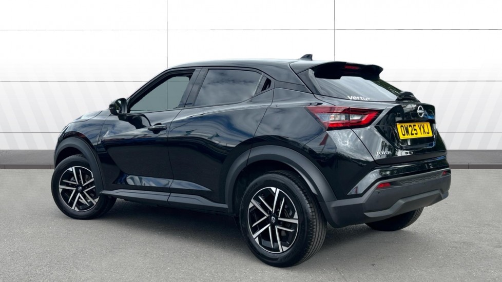 Nissan Juke 1.0 DiG-T N-Connecta 5dr Petrol Hatchback - Image 2