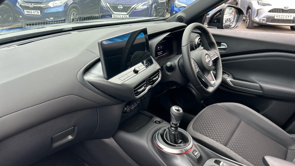 Nissan Juke 1.0 DiG-T N-Connecta 5dr Petrol Hatchback - Image 9