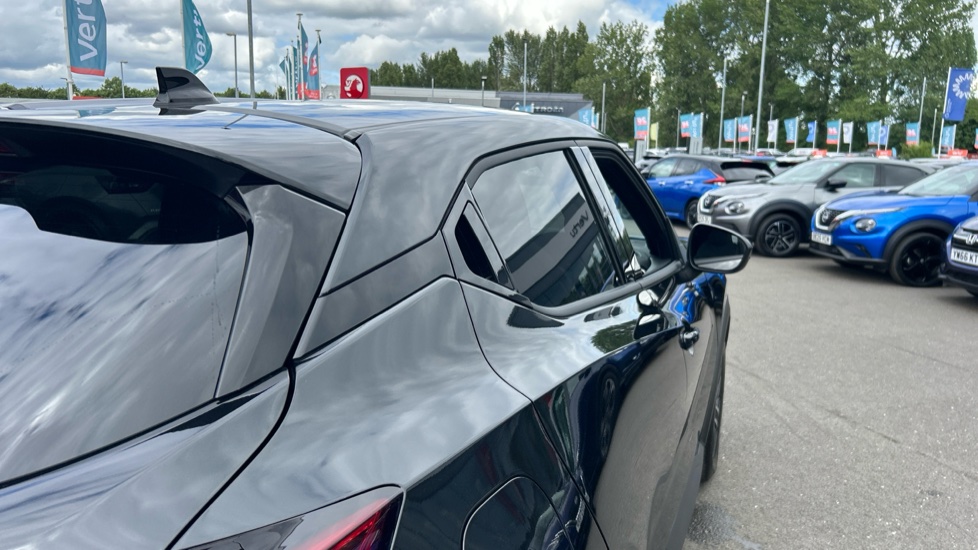 Nissan Juke 1.0 DiG-T N-Connecta 5dr Petrol Hatchback - Image 26