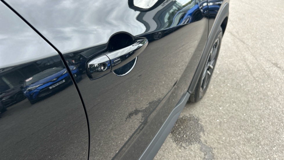 Nissan Juke 1.0 DiG-T N-Connecta 5dr Petrol Hatchback - Image 28