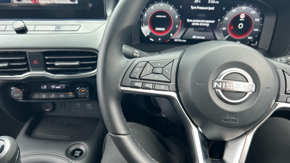 Nissan Juke 1.0 DiG-T N-Connecta 5dr Petrol Hatchback - Image 35