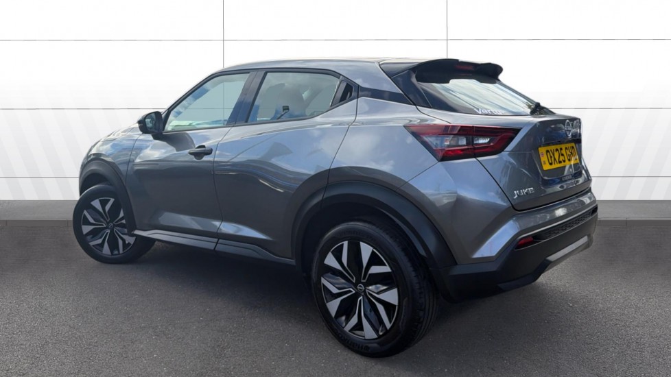 Nissan Juke 1.0 DiG-T Acenta Premium 5dr DCT Petrol Hatchback - Image 2