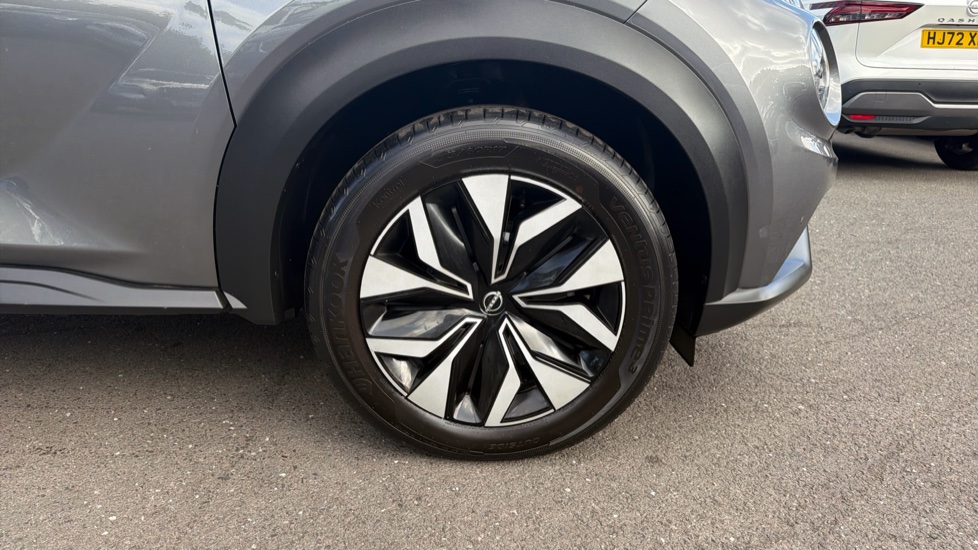 Nissan Juke 1.0 DiG-T Acenta Premium 5dr DCT Petrol Hatchback - Image 8