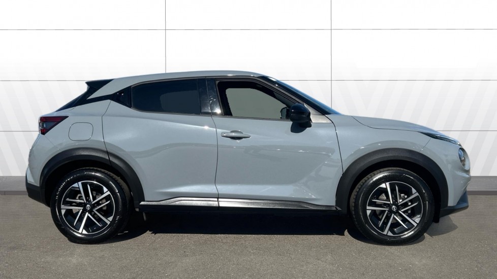 Nissan Juke 1.6 Hybrid N-Connecta 5dr Auto Hybrid Hatchback - Image 5