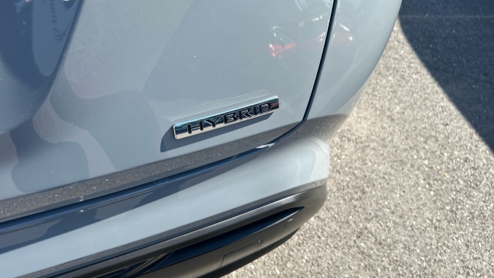 Nissan Juke 1.6 Hybrid N-Connecta 5dr Auto Hybrid Hatchback - Image 29