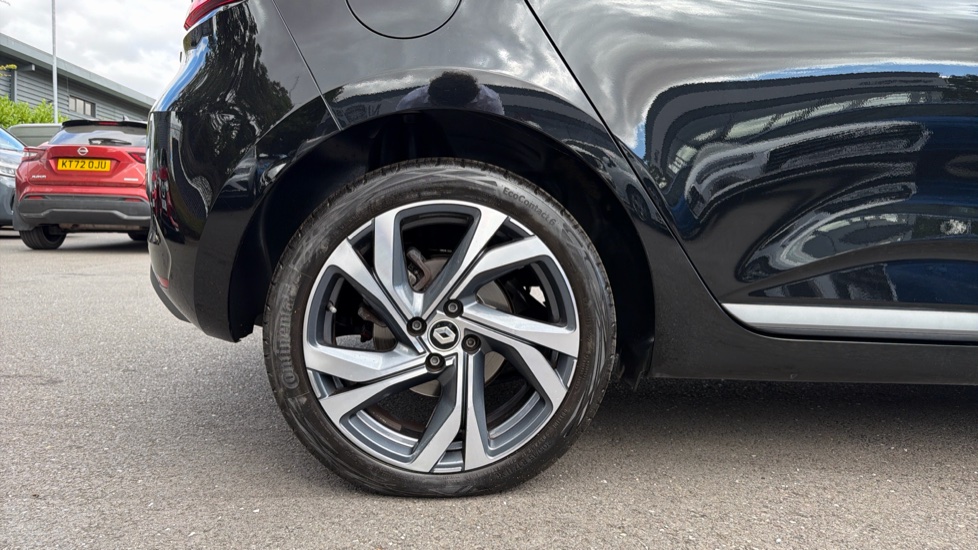 Renault Clio 1.0 TCe 90 RS Line 5dr Petrol Hatchback - Image 7