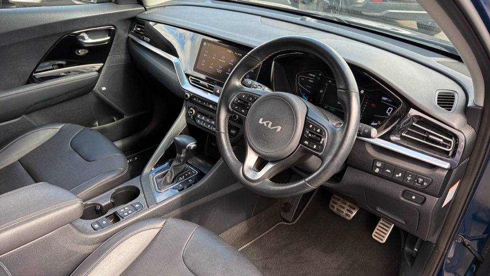 Kia Niro 1.6 GDi Hybrid 4 5dr DCT Hybrid Estate - Image 11