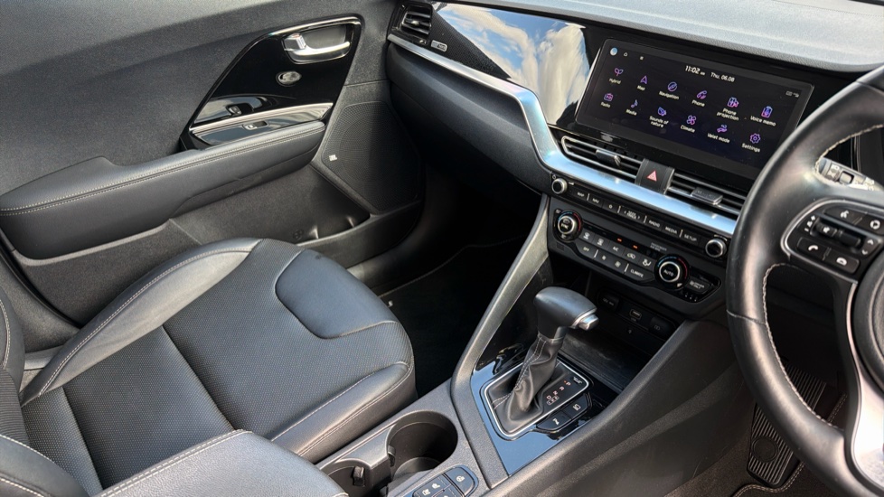 Kia Niro 1.6 GDi Hybrid 4 5dr DCT Hybrid Estate - Image 14