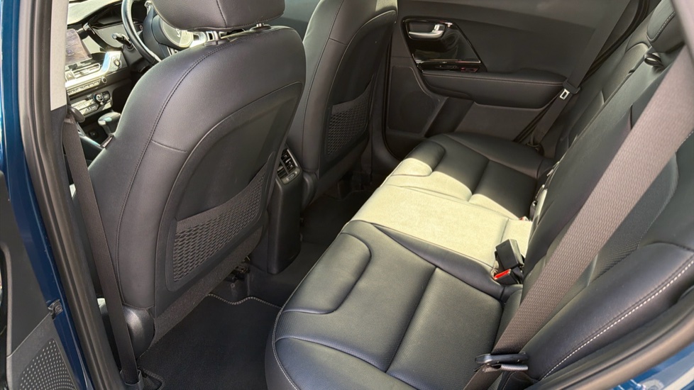 Kia Niro 1.6 GDi Hybrid 4 5dr DCT Hybrid Estate - Image 16