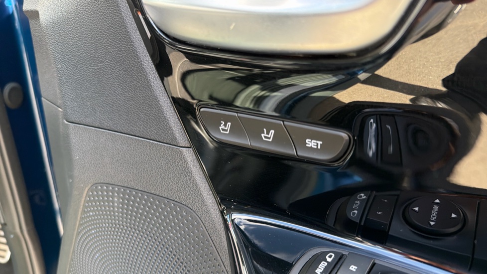 Kia Niro 1.6 GDi Hybrid 4 5dr DCT Hybrid Estate - Image 26