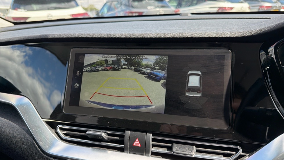 Kia Niro 1.6 GDi Hybrid 4 5dr DCT Hybrid Estate - Image 36