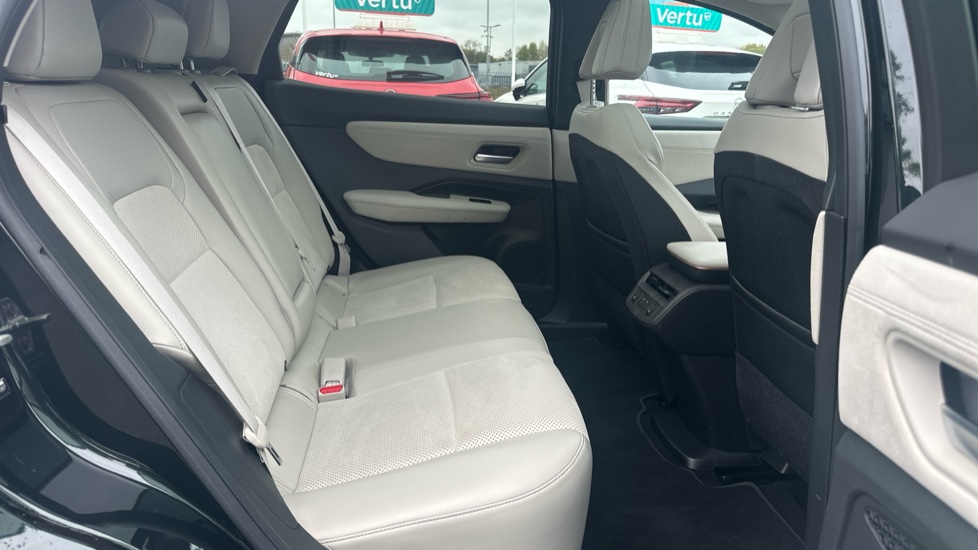 Nissan ARIYA 178kW Evolve 87kWh 22kWCh 5dr Auto Electric Hatchback - Image 16