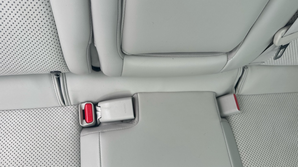 Nissan ARIYA 178kW Evolve 87kWh 22kWCh 5dr Auto Electric Hatchback - Image 17