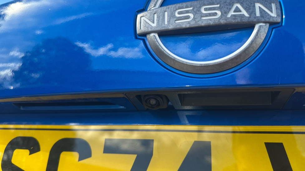 Nissan Juke 1.0 DiG-T N-Connecta 5dr DCT Petrol Hatchback - Image 49