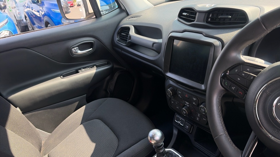 Jeep Renegade 1.0 T3 GSE Night Eagle II 5dr Petrol Hatchback - Image 14