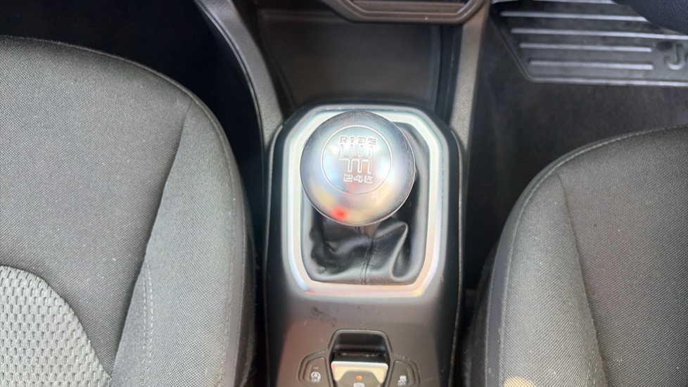 Jeep Renegade 1.0 T3 GSE Night Eagle II 5dr Petrol Hatchback - Image 38