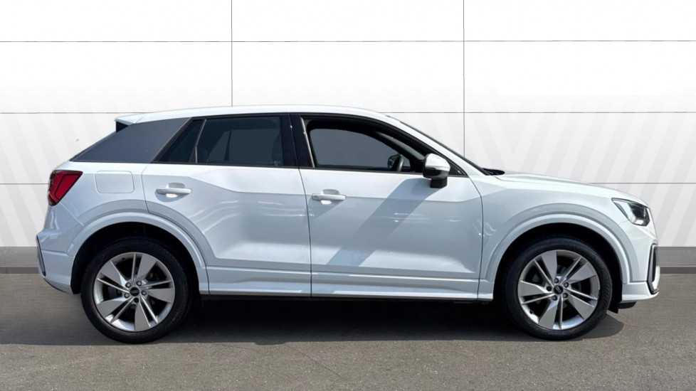 Audi Q2 35 TFSI S Line 5dr S Tronic Petrol Estate - Image 5