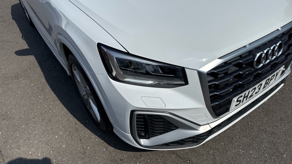 Audi Q2 35 TFSI S Line 5dr S Tronic Petrol Estate - Image 8