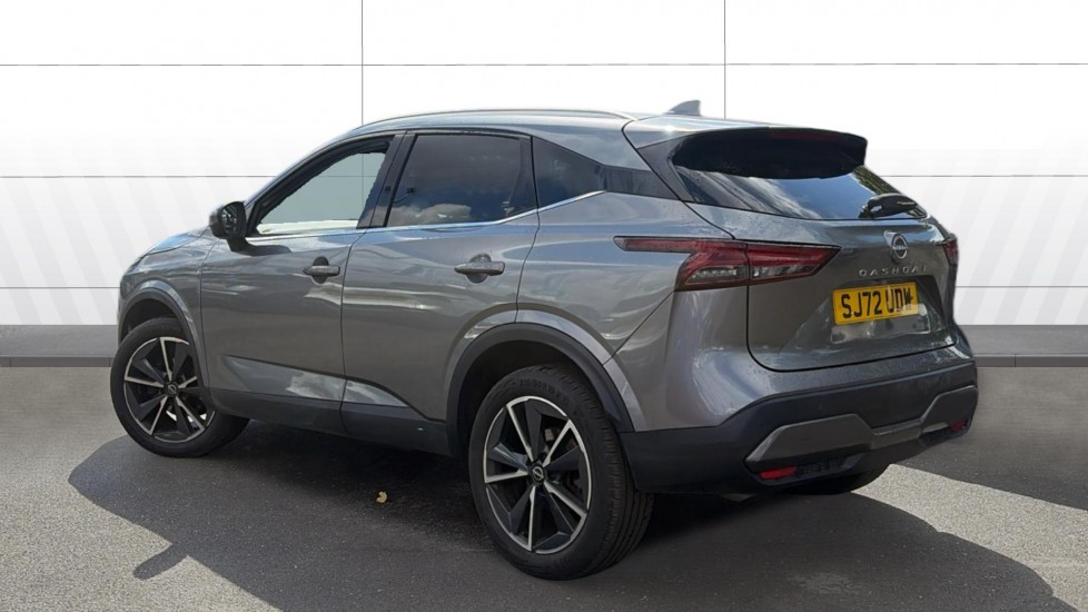 Nissan Qashqai 1.3 DiG-T MH Tekna 5dr Petrol Hatchback - Image 2