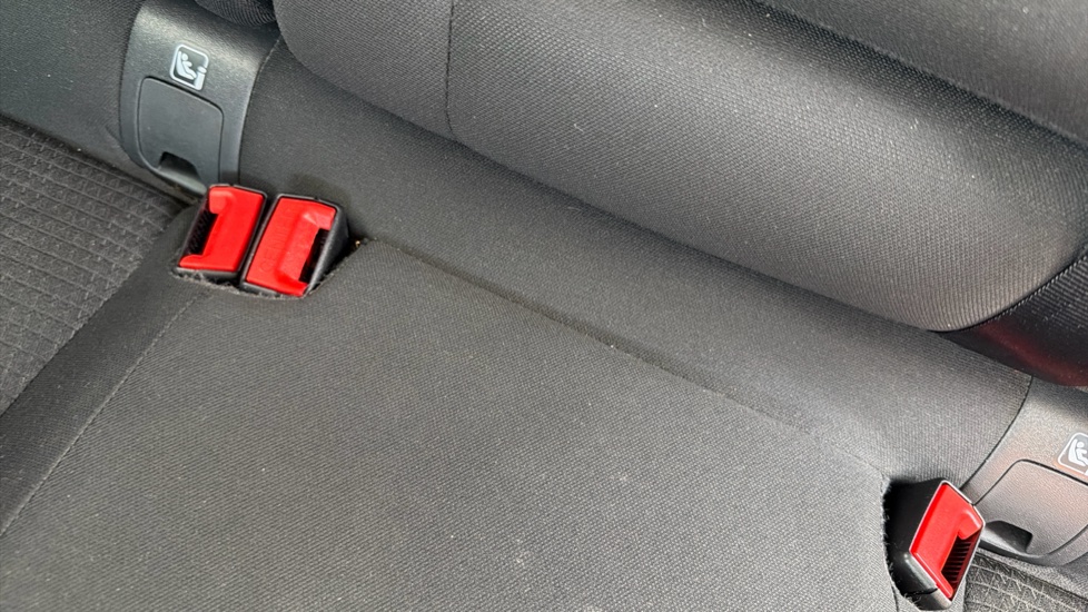 Nissan Qashqai 1.3 DiG-T MH 158 N-Connecta 5dr Xtronic Petrol Hatchback - Image 17