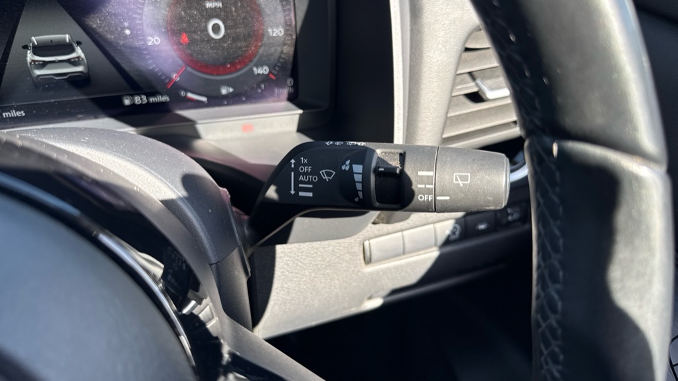 Nissan Qashqai 1.3 DiG-T MH N-Connecta 5dr Petrol Hatchback - Image 43