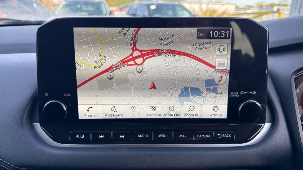 Nissan Qashqai 1.3 DiG-T MH N-Connecta 5dr Petrol Hatchback - Image 52