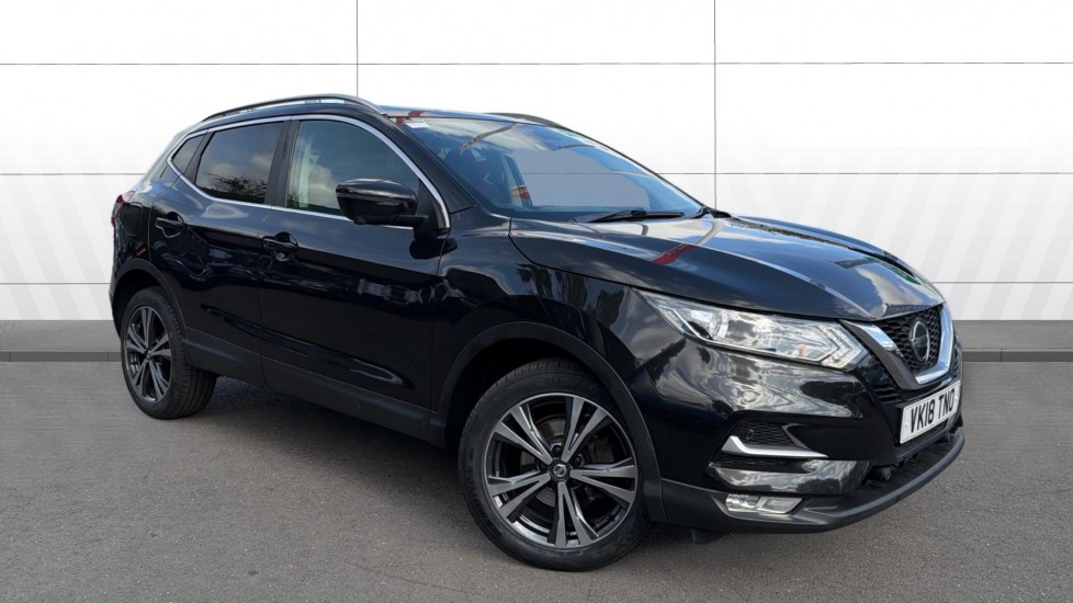 Nissan Qashqai 1.5 dCi N-Connecta 5dr Diesel Hatchback - Image 1