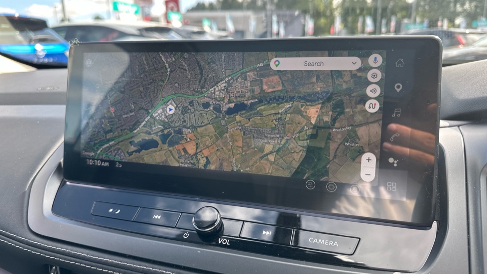 Nissan Qashqai 1.3 DiG-T MH N-Connecta 5dr Petrol Hatchback - Image 32