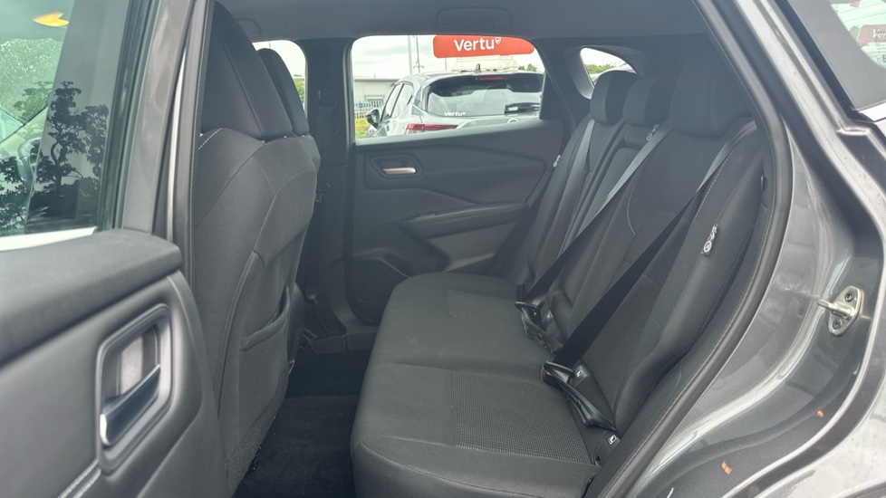 Nissan Qashqai 1.5 E-Power Acenta Premium 5dr Auto Hybrid Hatchback - Image 16