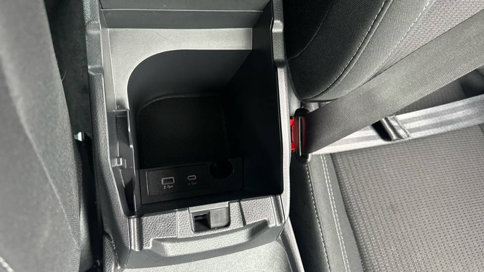 Nissan Qashqai 1.5 E-Power Acenta Premium 5dr Auto Hybrid Hatchback - Image 36