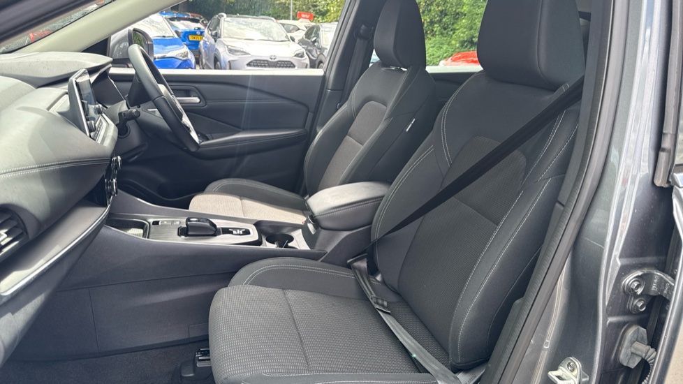 Nissan Qashqai 1.5 E-Power Acenta Premium 5dr Auto Hybrid Hatchback - Image 61